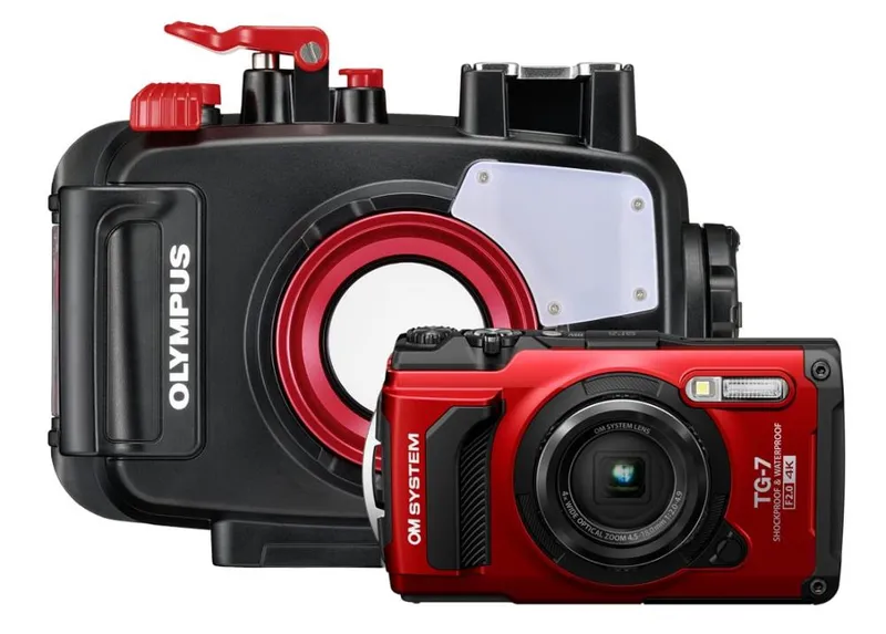 Olympus TG-7 + PT-059
